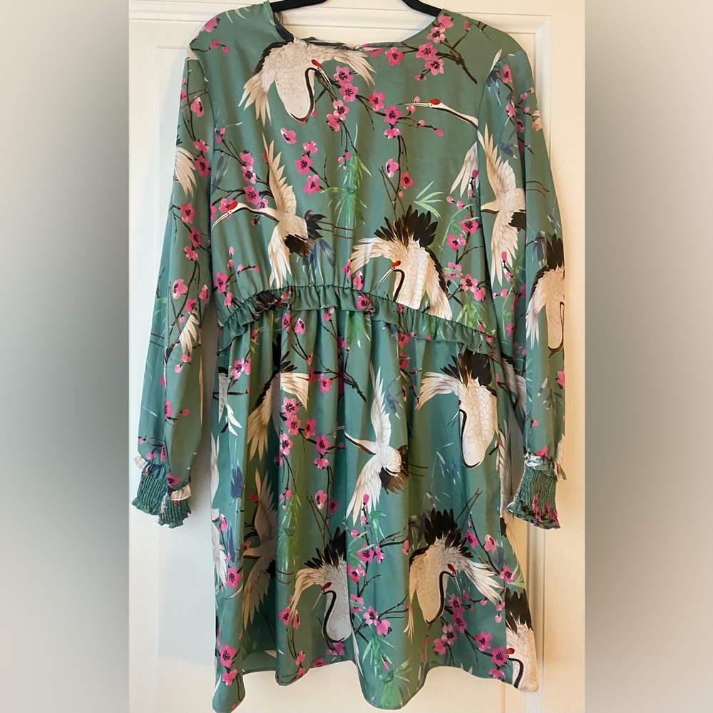 ZARA BASIC BIRD PRINT LONG SLEEVE DRAPED BACK MINI DRESS